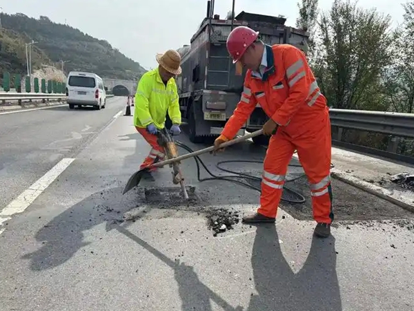 南京沥青路面修补价格